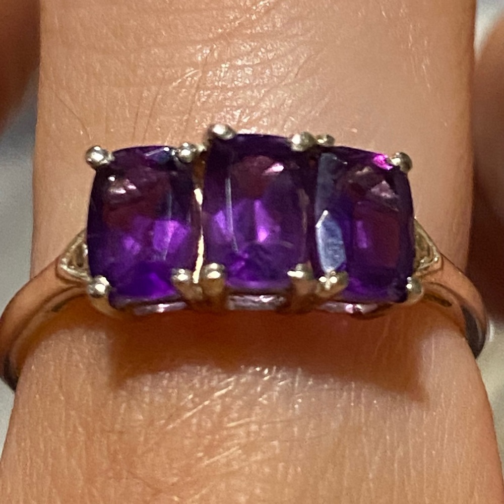 Sterling Amethyst 3 stone ring